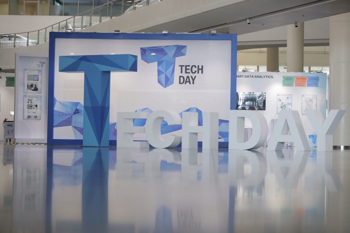 梅卡曼德受邀參加寶馬TechDay活動(dòng),榮獲TECHATHON AWARD獎(jiǎng) 梅卡曼德受邀參加寶馬TechDay活動(dòng),榮獲TECHATHON AWARD獎(jiǎng)